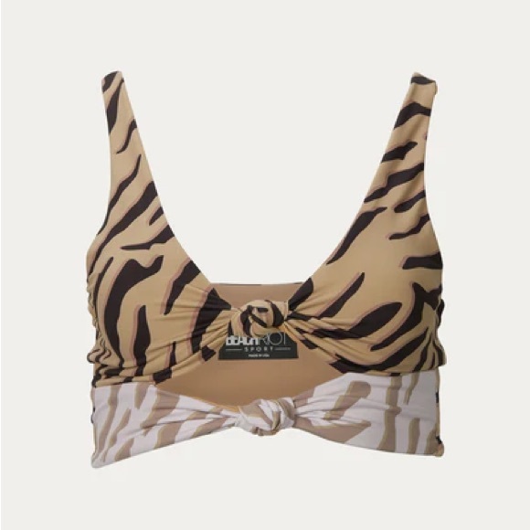 NWOT BEACH RIOT BOWIE CUTOUT SPORTS BRA - Picture 1 of 6